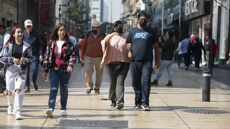 Economía mexicana está mejor de lo que se esperaba, considera Santander