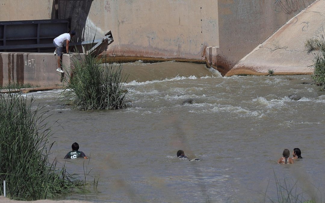 Récord de rescate de migrantes en el Río Bravo