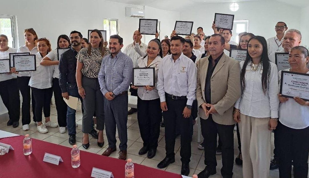 PERSONAL DE CEDES VICTORIA SE PROFESIONALIZA PARA BRINDAR MEJOR ATENCIÓN A PPLS