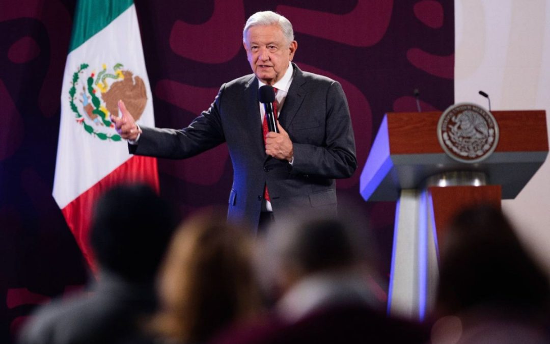 AMLO asegura que el peso no se depreciará frente alertas riesgos de inversión