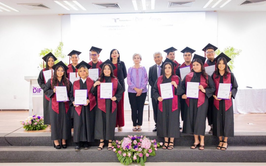 ENTREGA DIF TAMAULIPAS NUEVA GENERACIÓN DE PROFESIONALES EN TERAPIA FÍSICA