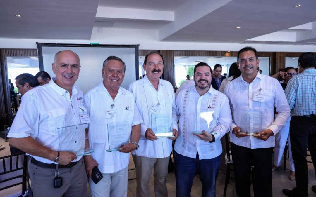 RECONOCEN A GRADUADOS DEL PRIMER PROGRAMA DE DESARROLLO DE PROVEEDORES BLUE WAVE EN TAMAULIPAS