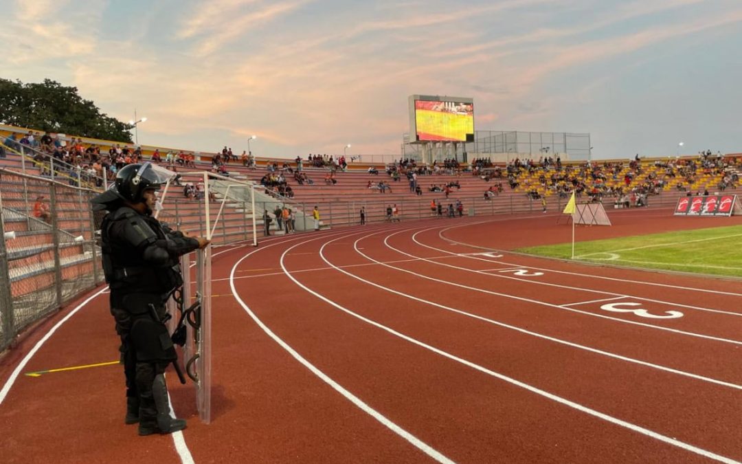 POLICÍA AUXILIAR DE LA SSPT MANTIENE PROXIMIDAD PARA BRINDAR ATENCIÓN INMEDIATA