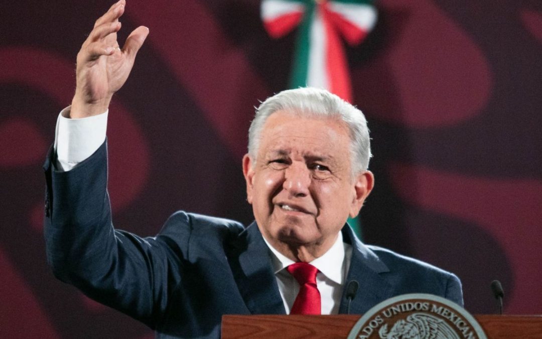 AMLO afirma que a México “no le afecta tanto” el ‘lunes negro’ en los mercados