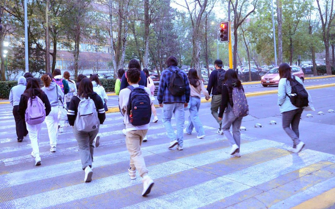 Regresan a clases más de 23 millones de estudiantes de educación básica en México