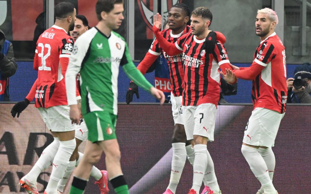 Santi Gimenez dio esperanzas, pero Milan es eliminado de la Champions