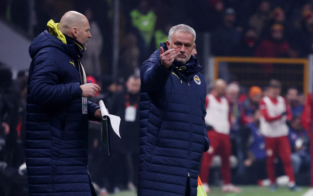 Acusa Galatasaray a José Mourinho por declaraciones racistas