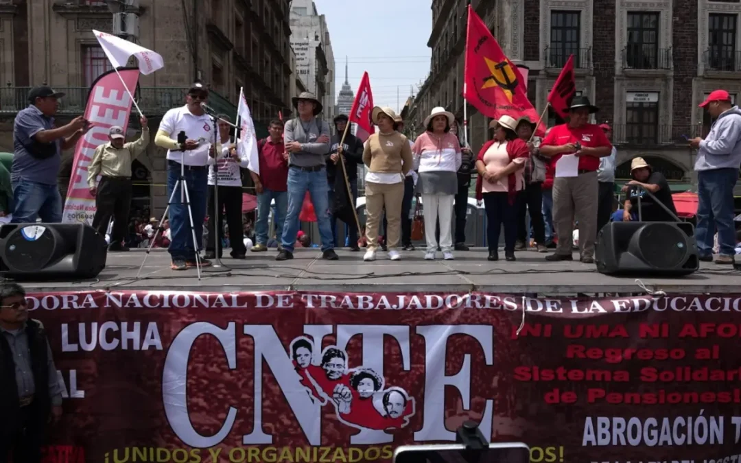 Maestros de la CNTE anuncian paro nacional este 15 de mayo
