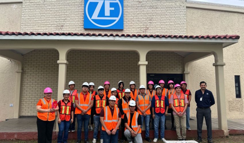 Fortalece UTTN formación profesional con vinculación empresarial