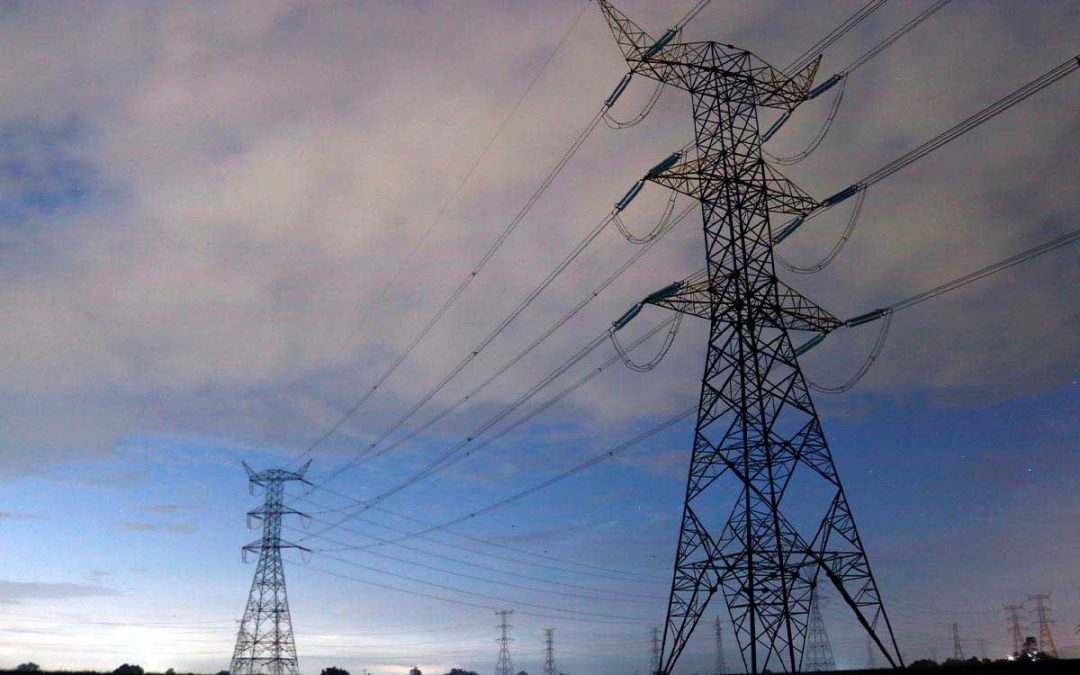 Secretaria de Energía licitará este año seis plantas para generar electricidad