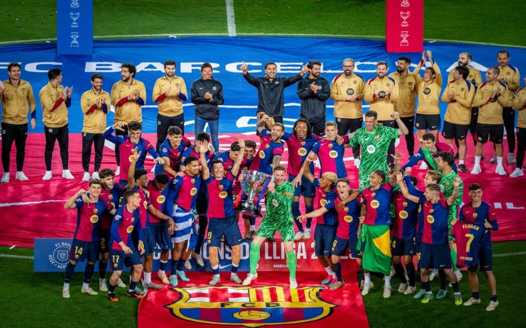 Celebran culés el título de liga ante su gente