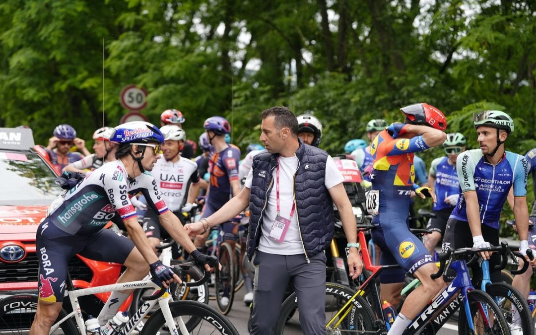 Así fue la caída masiva en la Etapa 6 de Giro de Italia 2025