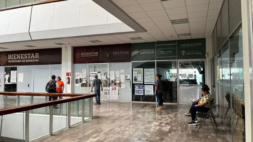 Problemas en Palacio Federal: ¿Por qué ciudadanos no pueden hacer trámites?