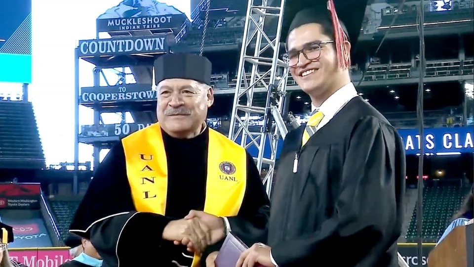 Más de 90 estudiantes de la UANL obtienen doble titulación en la City University of Seattle