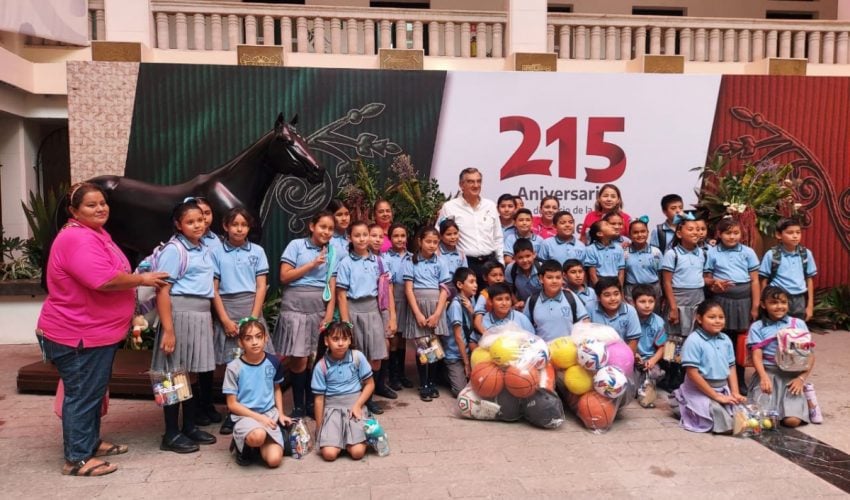 Lleva SEBIEN cultura a niñas y niños con visitas guiadas