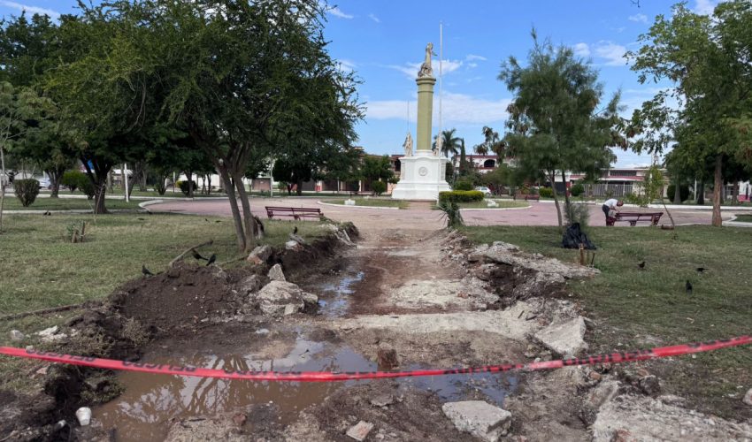 Aclara SOP alcances de trabajos en Plaza Héroes de la Independencia en Ciudad Victoria
