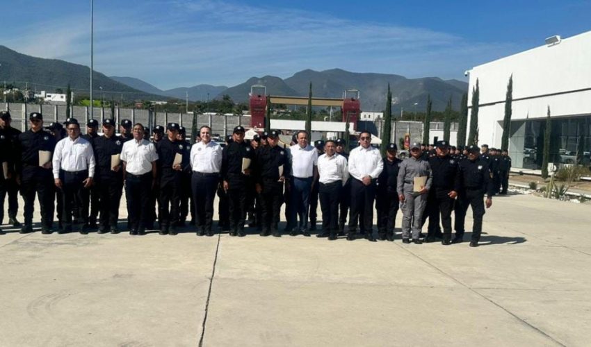 EGRESAN INTEGRANTES DEL 17º BLOQUE DEL CURSO DE MEDICINA TÁCTICA POLICIAL
