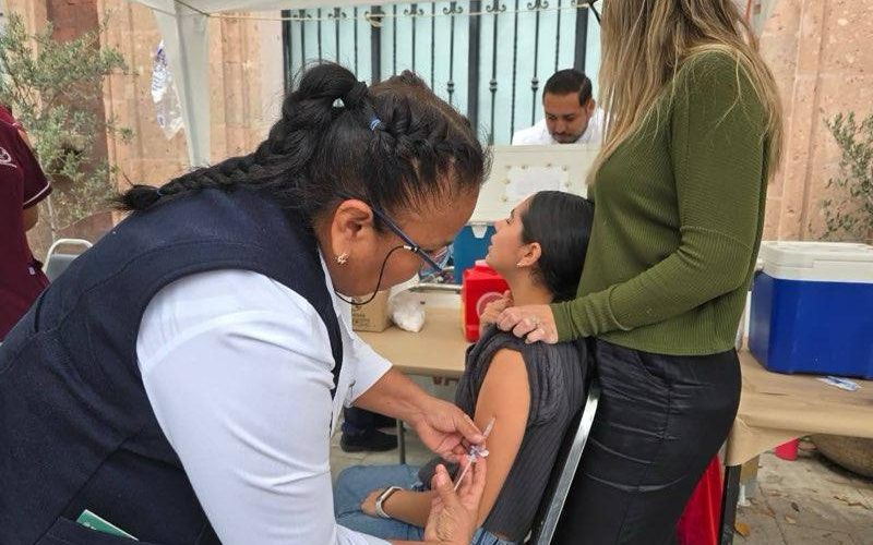 Mantiene Sector Salud vacunación intensiva y Equipo de Respuesta Rápida para contención del sarampión