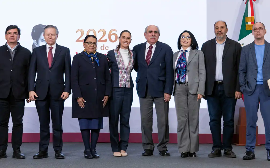 Sheinbaum presenta su reforma electoral para reducir costos y número de senadores