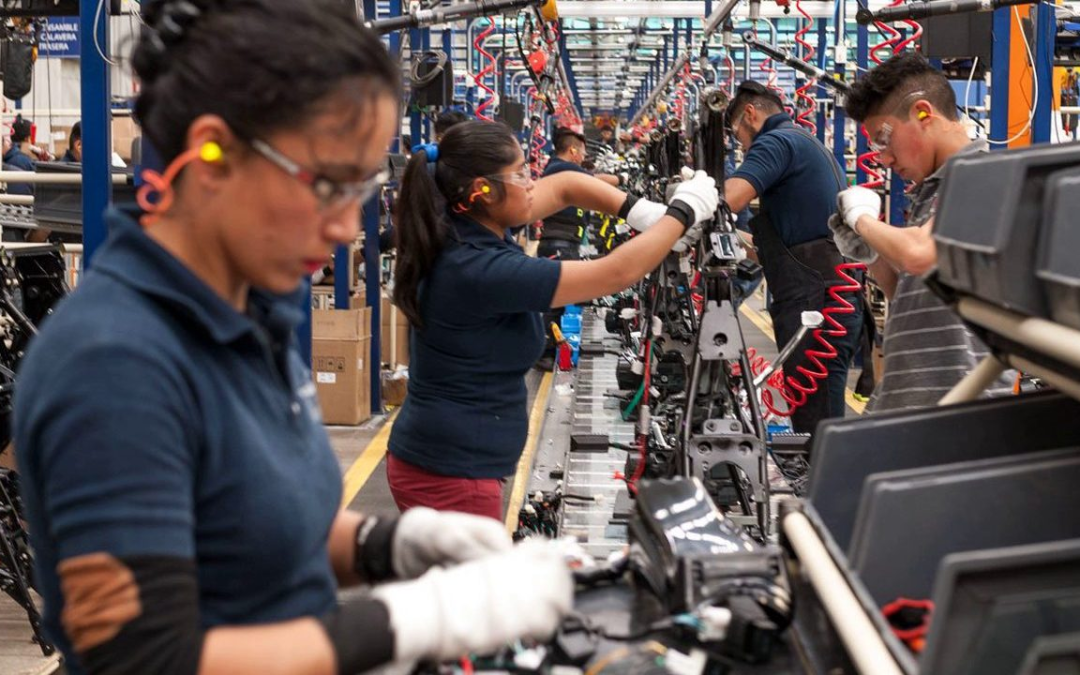 Pobreza laboral en México tiene mínimo histórico: ONG