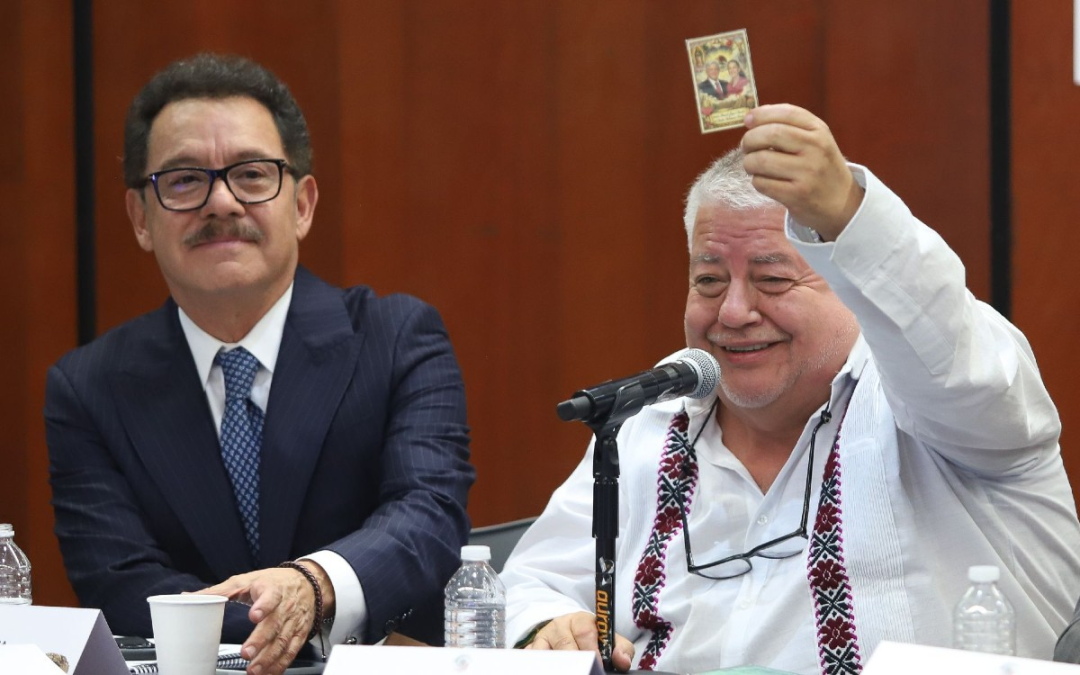 En cuanto a los asistentes al festival, las autoridades recomendaron privilegiar el uso de transporte público, como el Metro y rutas urbanas, además de taxis de aplicación o traslados con familiares, con el fin de reducir la carga vehicular en la zona.  En materia de seguridad, la Policía de Monterrey reforzará la vigilancia mediante el uso de cámaras, torres móviles y tótems de auxilio, todos conectados al sistema de monitoreo del C4, lo que permitirá una respuesta más rápida ante cualquier eventualidad.  También se emitieron recomendaciones preventivas para quienes acudan al evento, entre ellas evitar interactuar con desconocidos, resguardar objetos de valor como celulares y carteras en lugares seguros, y en el caso de las mujeres, procurar no portar bolsas visibles para disminuir el riesgo de robo.  Las autoridades recordaron que cualquier situación de emergencia puede ser reportada directamente a los elementos desplegados en la zona o a través del número 911.