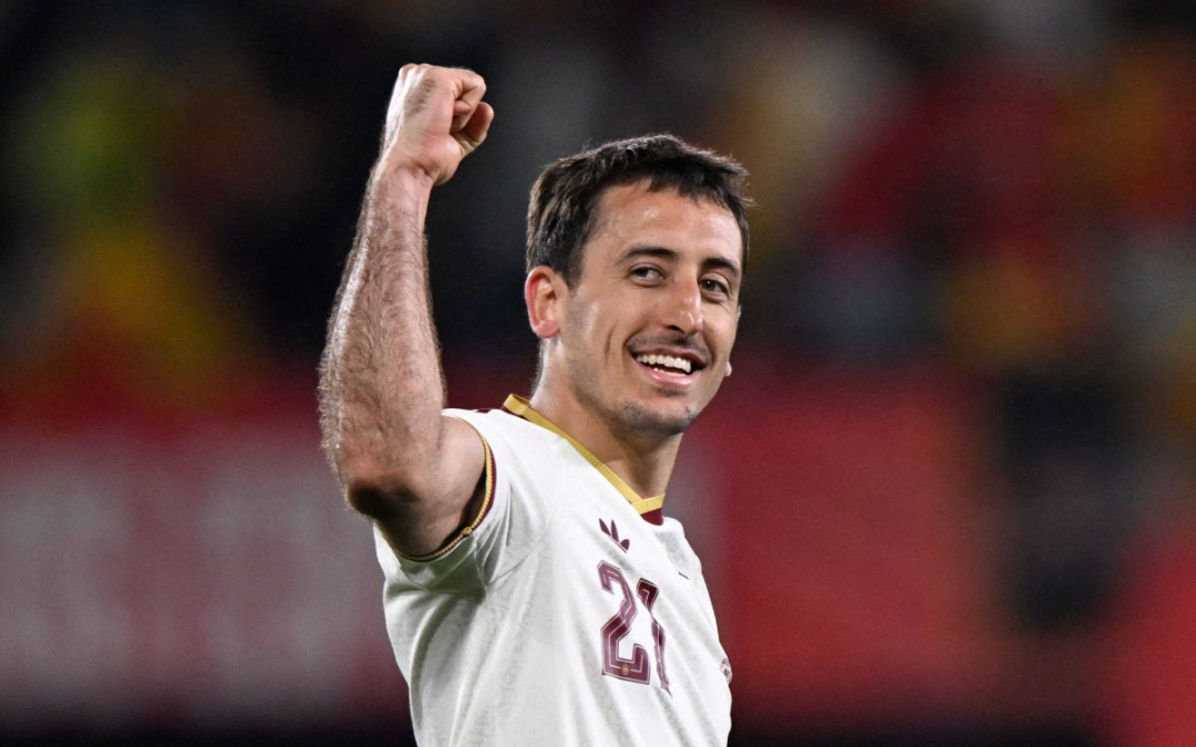 Selección de España derrota a Serbia con doblete de Oyarzabal