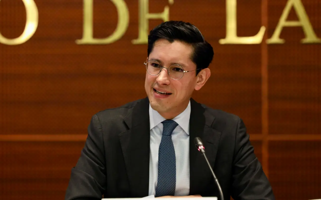 Roberto Velasco es ratificado por el Senado como nuevo canciller