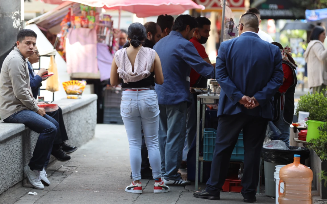 Inflación acelera en marzo a su mayor nivel en casi un año y medio