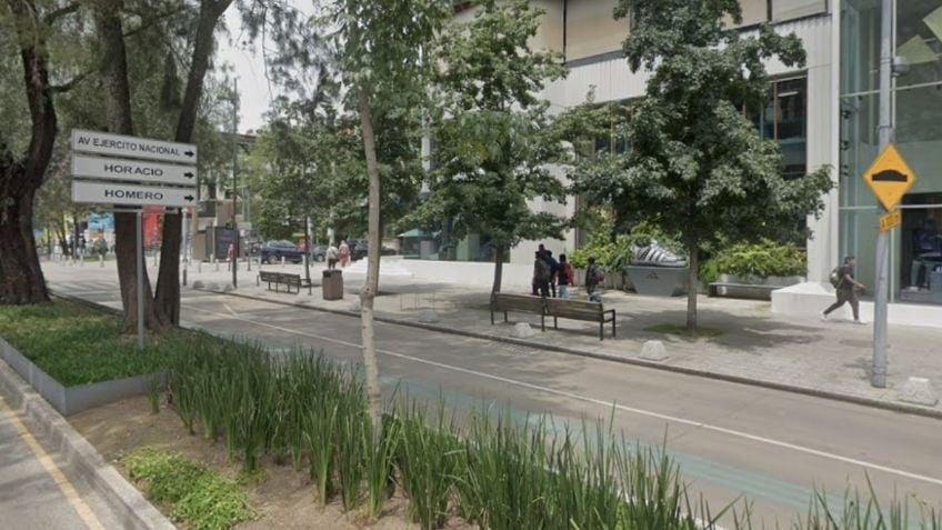 Muere un hombre en vía pública de Polanco, desconocen quienes son sus familiares