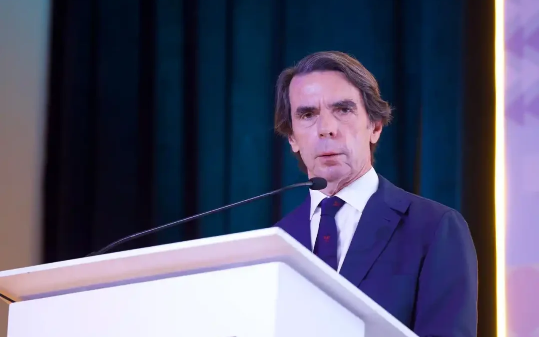 El populismo es un riesgo muy serio para las libertades: Aznar